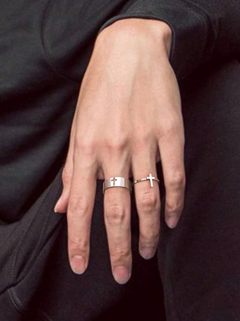 Anillo con Cruz - Image 2